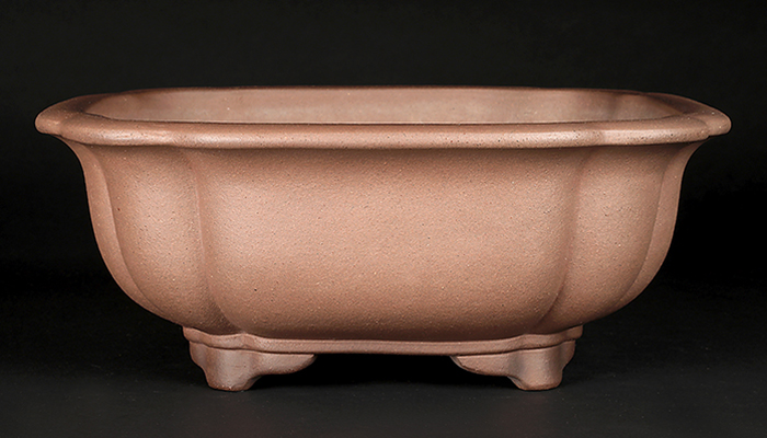 行山外縁隅入正方鉢