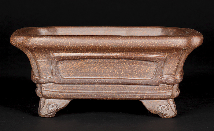 行山外縁隅入額面長方鉢